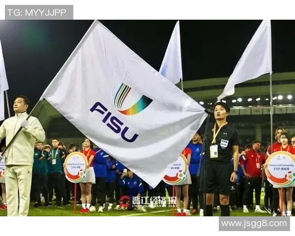 足球明星齐聚助威激情四溢为梦想拼搏加油打气展现无尽魅力与团队精神